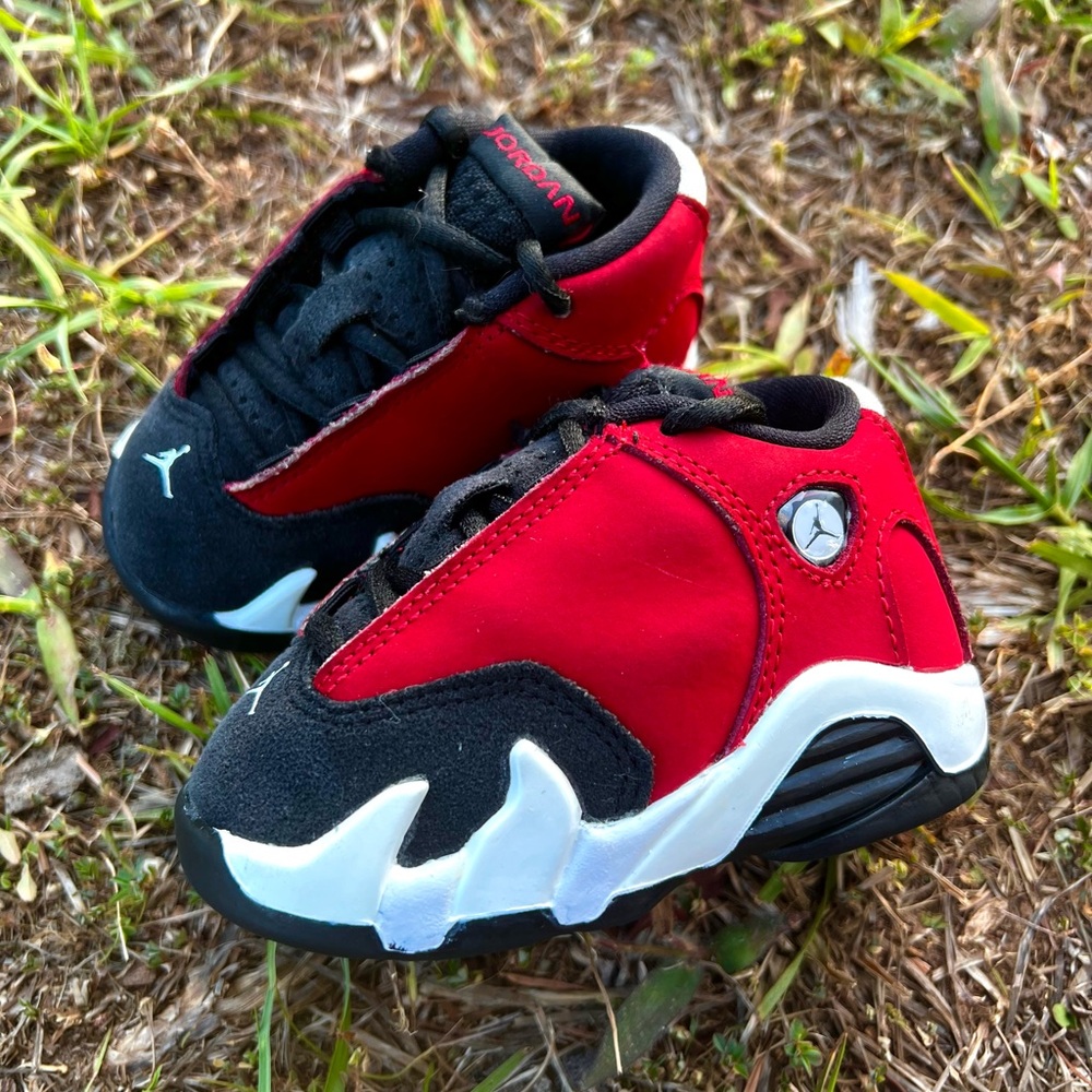 CLEAN Air Jordan size 4c Toddler Retro 14 Gym Red shoes